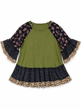 Boutique Olive Mixed Print Ruffle Top Floral Leopard Bell Sleeve Size M